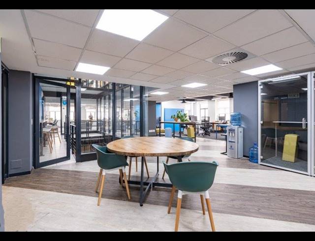 443M² OFFICE TO LET IN CAPE TOWN CITY CENTRE
